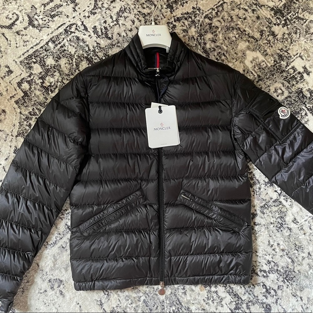 New Moncler Agay Giubbotto Light Down Jacket